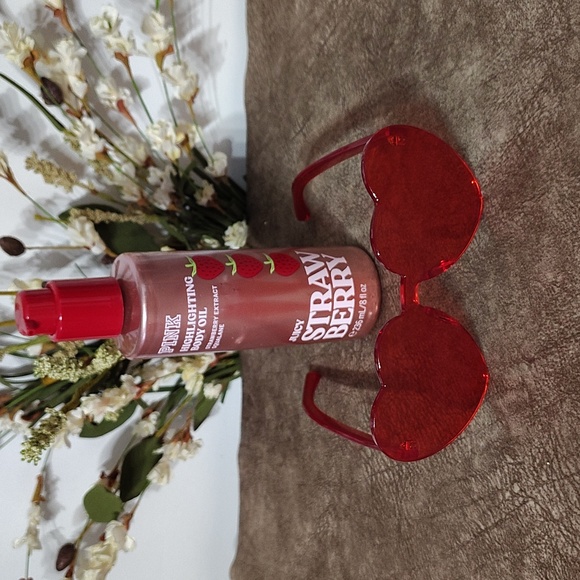 Victoria's Secret PINK Juicy Strawberry Highlighting Body Oil and Glasses - Picture 6 of 6